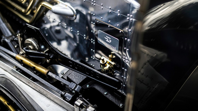 Электрогенный электрический мод на базе Rolls-Royce Phantom II для звезды «Игры престолов